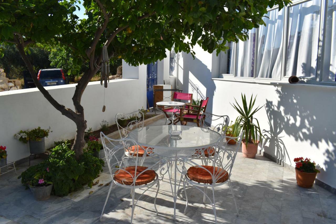 Aphrodite Art Hotel Aegina Exterior foto